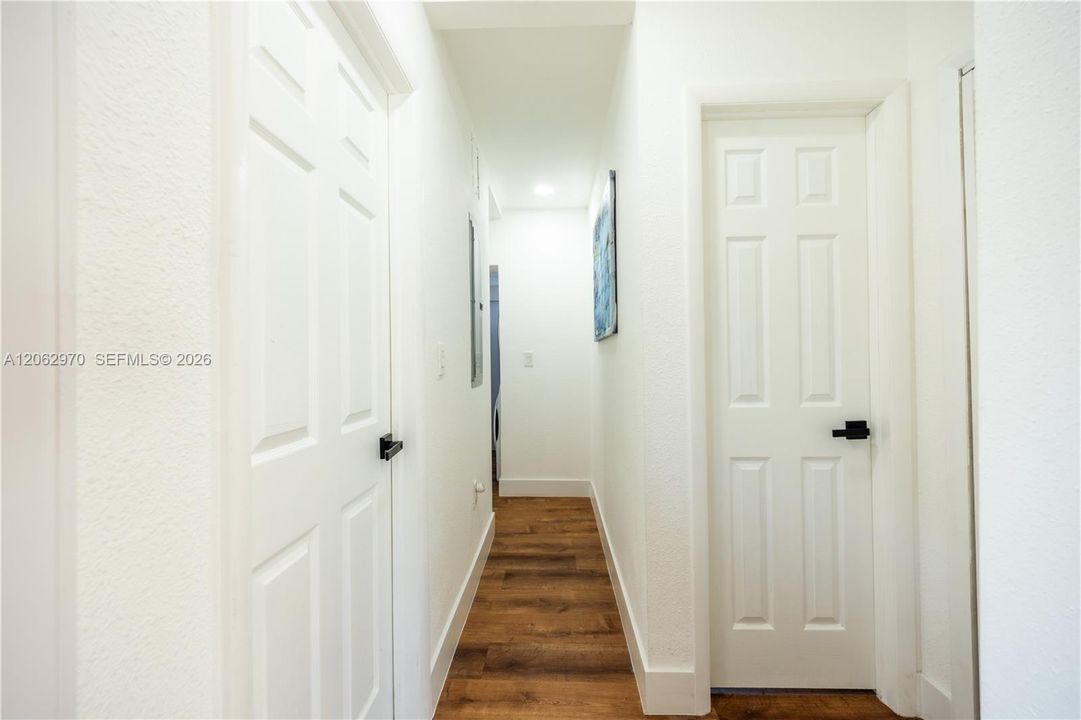 For Rent: $4,000 (3 beds, 2 baths, 1296 Square Feet)