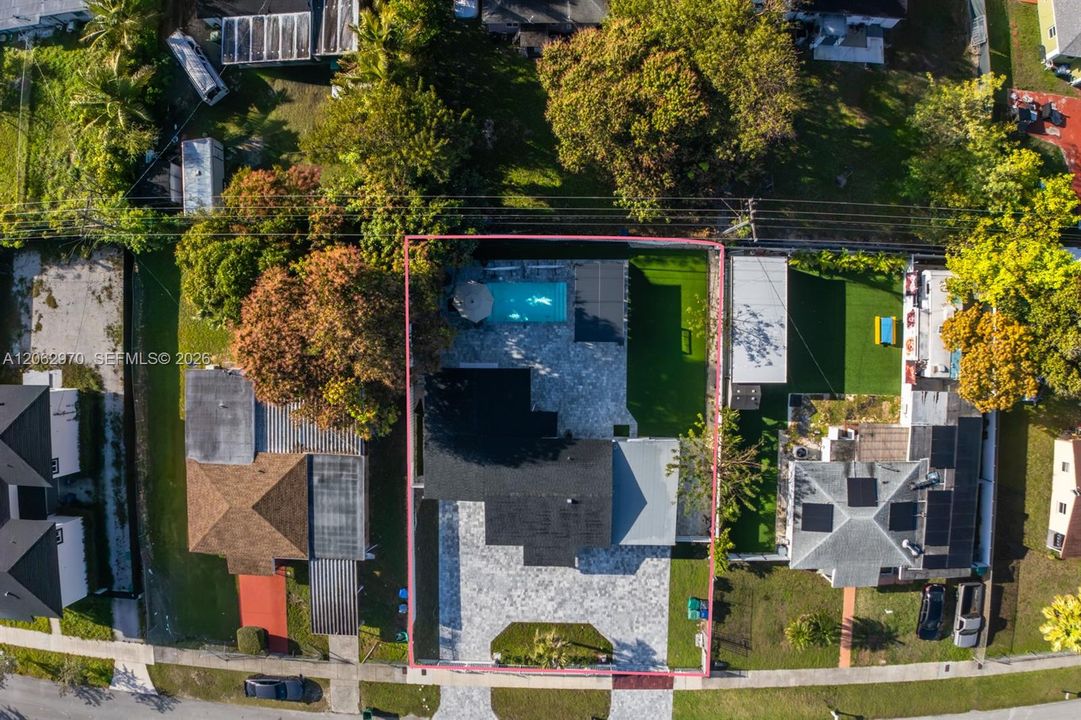 For Rent: $4,000 (3 beds, 2 baths, 1296 Square Feet)