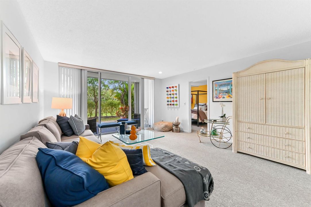 18 Living room 02