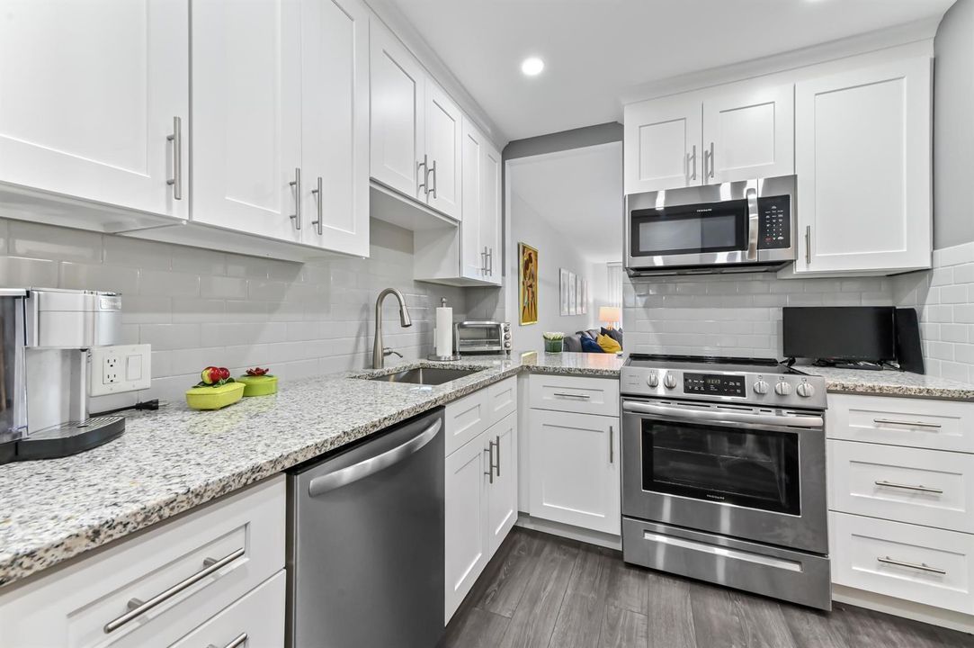 06 Kitchen 03