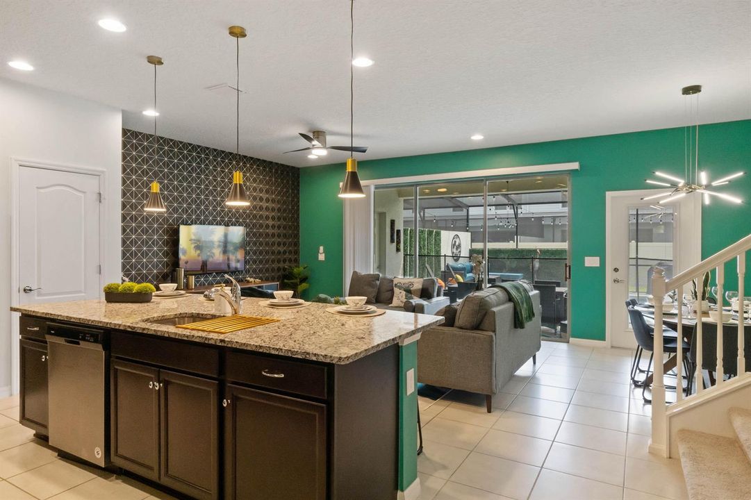 2431-dubai-street--four-corners--fl-3474