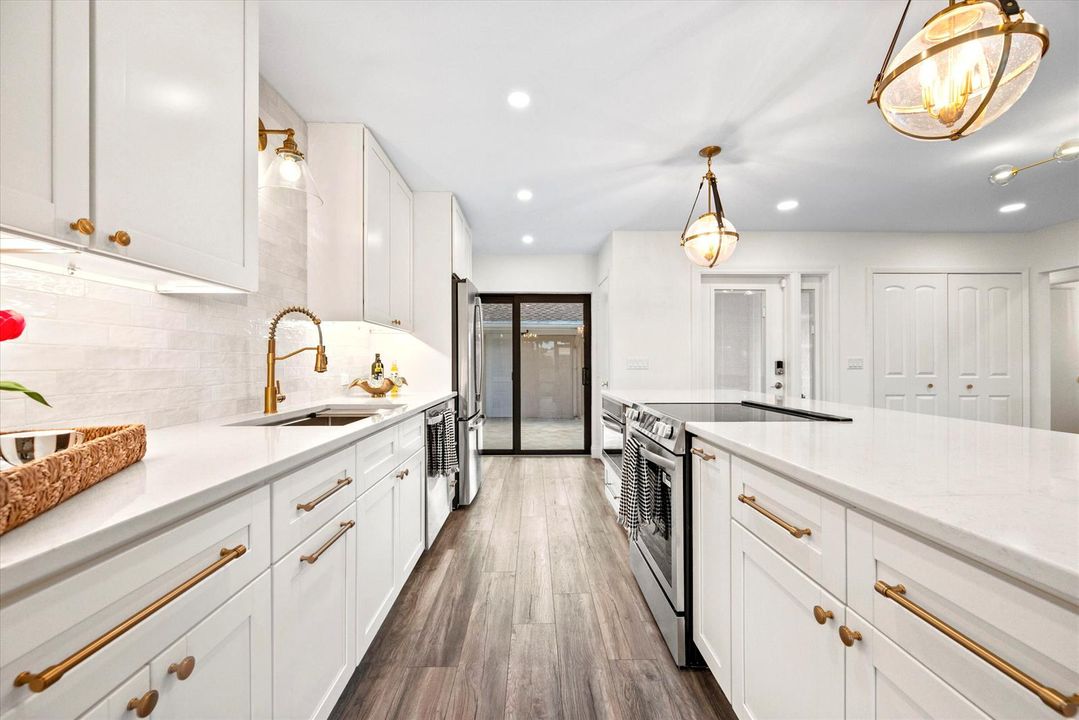 3733 Cape Pointe Cir (8)