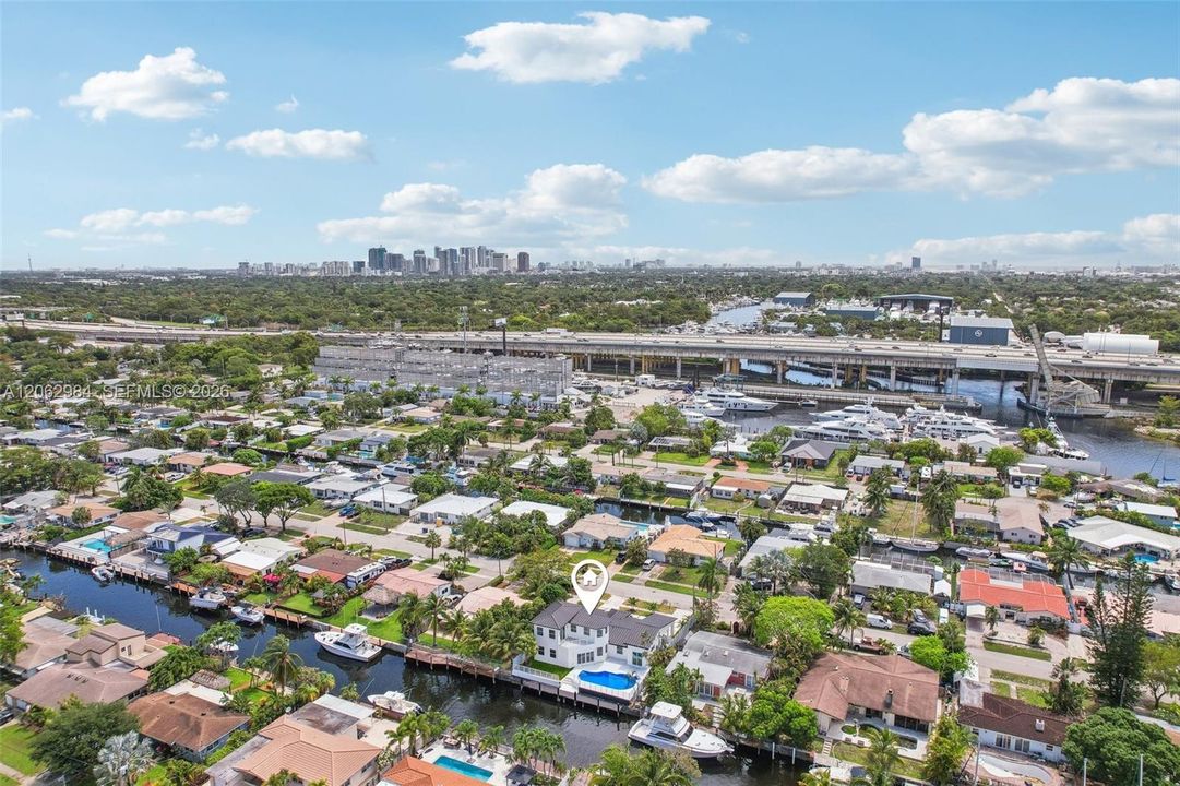 На продажу: $1,350,000 (5 спален, 4 ванн, 2985 Квадратных фут)