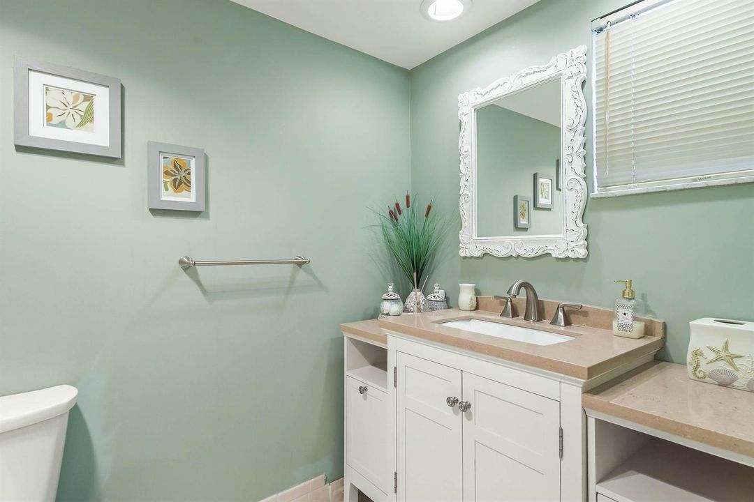 5279 Fountains Dr 703 (26)