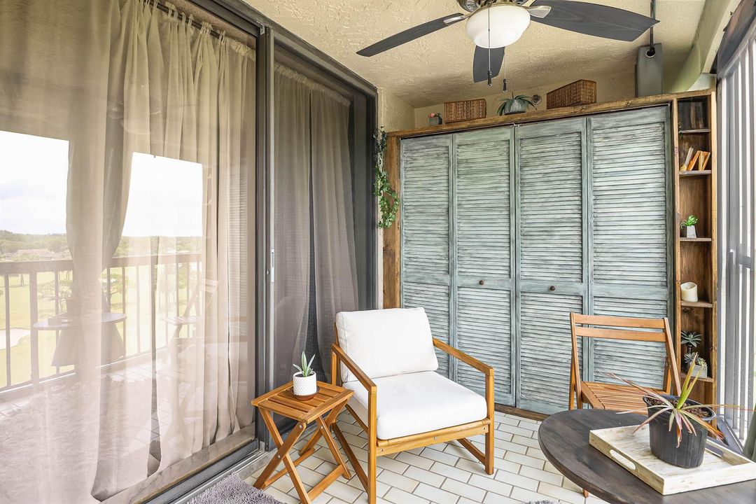 5279 Fountains Dr 703 (33)