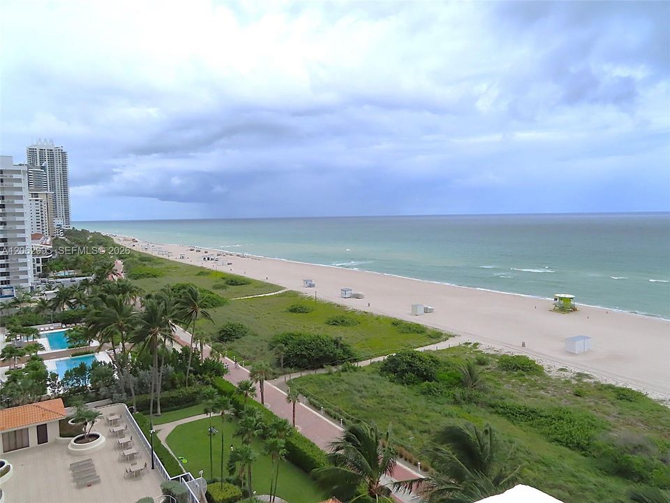 For Rent: $3,450 (1 beds, 1 baths, 825 Square Feet)