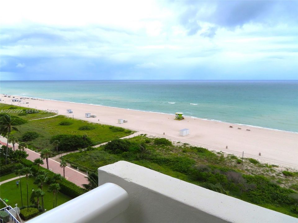 For Rent: $3,450 (1 beds, 1 baths, 825 Square Feet)