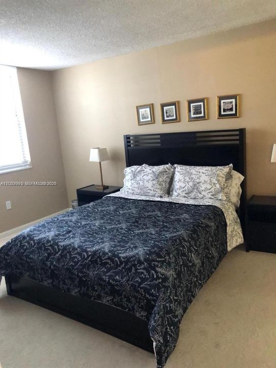 For Rent: $3,450 (1 beds, 1 baths, 825 Square Feet)
