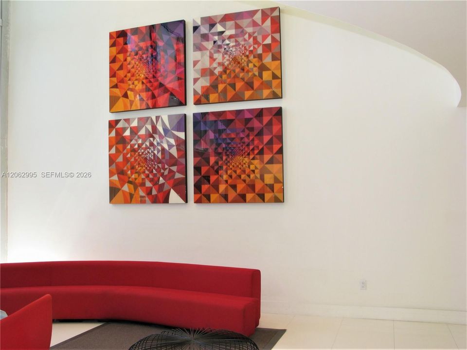 For Rent: $3,450 (1 beds, 1 baths, 825 Square Feet)