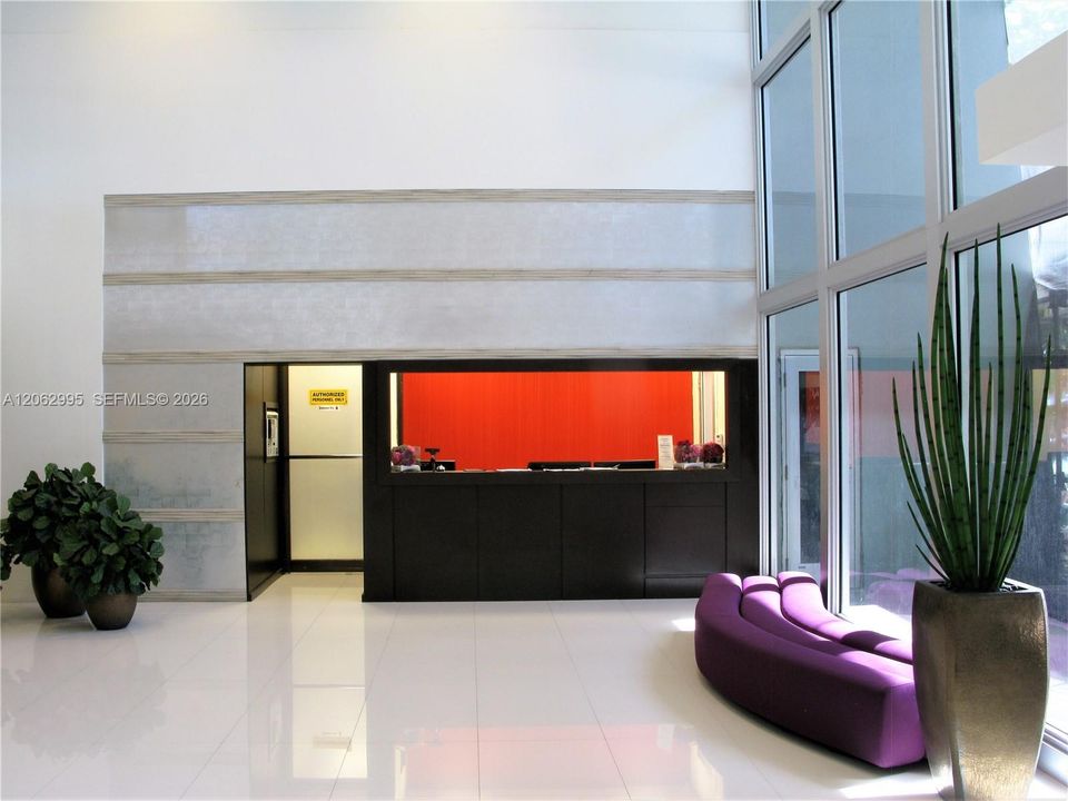 For Rent: $3,450 (1 beds, 1 baths, 825 Square Feet)