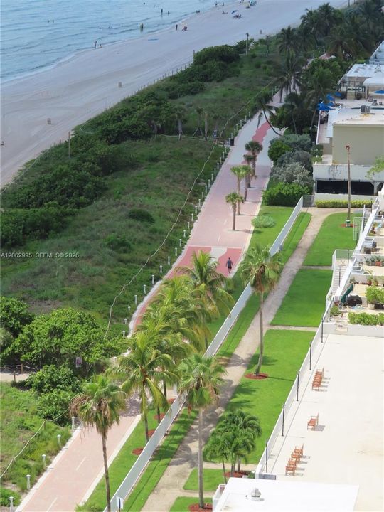For Rent: $3,450 (1 beds, 1 baths, 825 Square Feet)