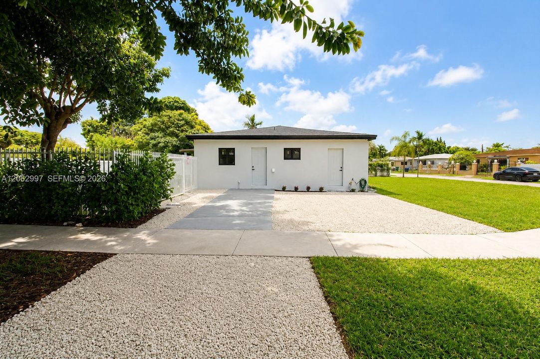 Side Parking & Kitchen entrance