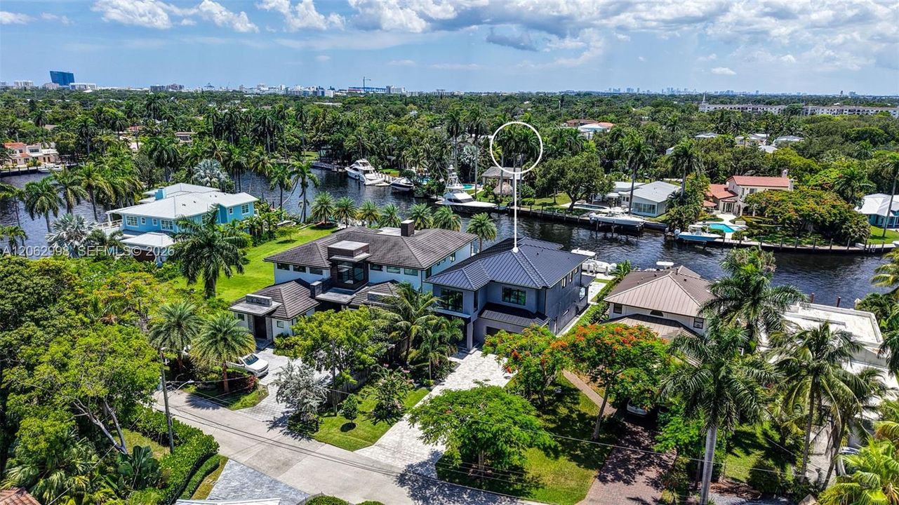 На продажу: $5,990,000 (4 спален, 2 ванн, 3050 Квадратных фут)