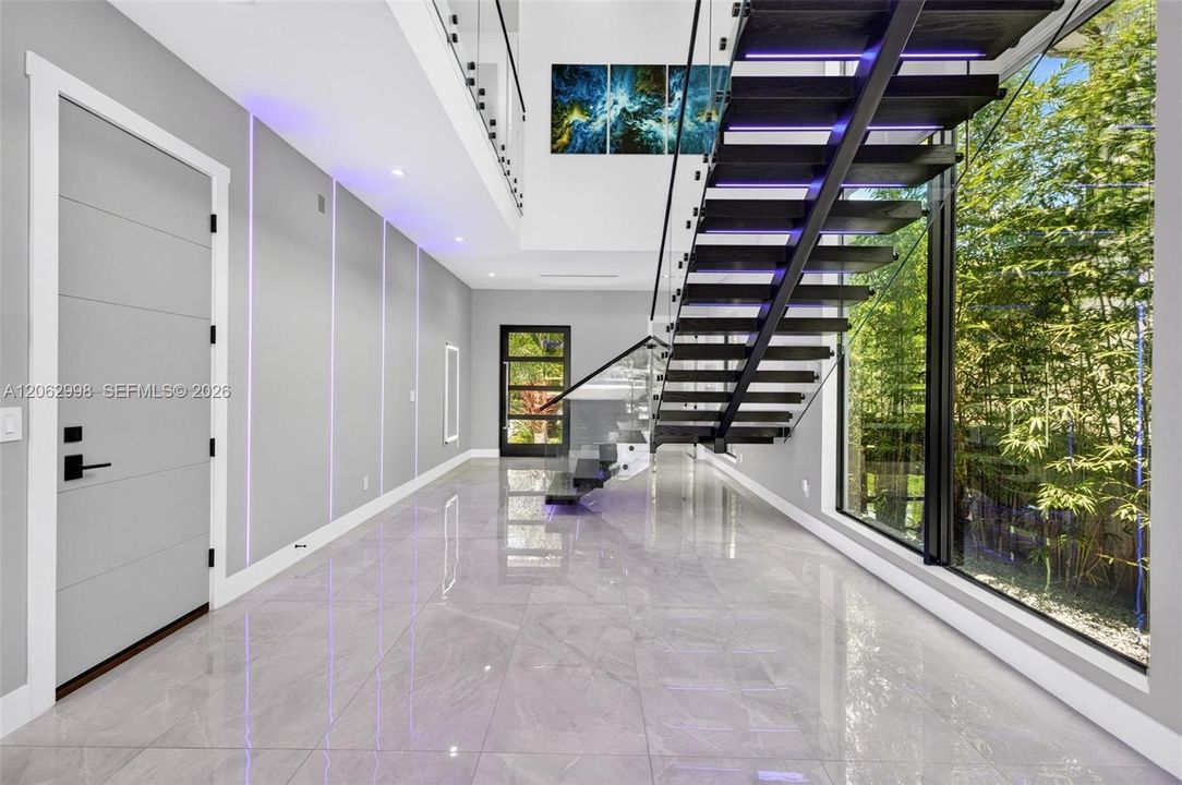 На продажу: $5,990,000 (4 спален, 2 ванн, 3050 Квадратных фут)
