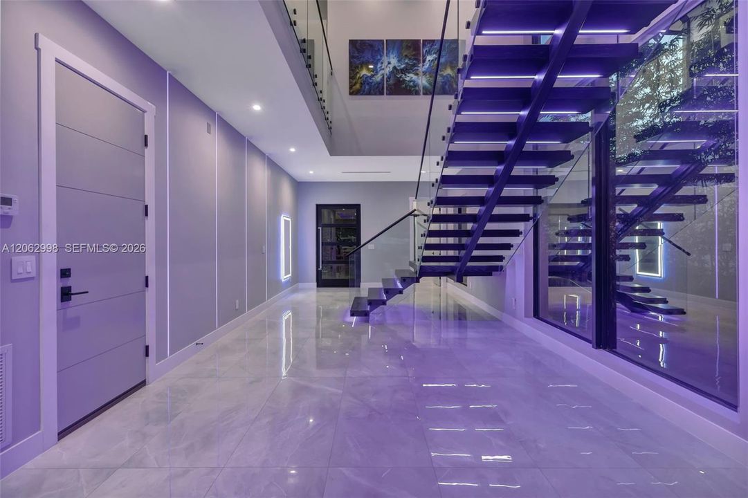 На продажу: $5,990,000 (4 спален, 2 ванн, 3050 Квадратных фут)
