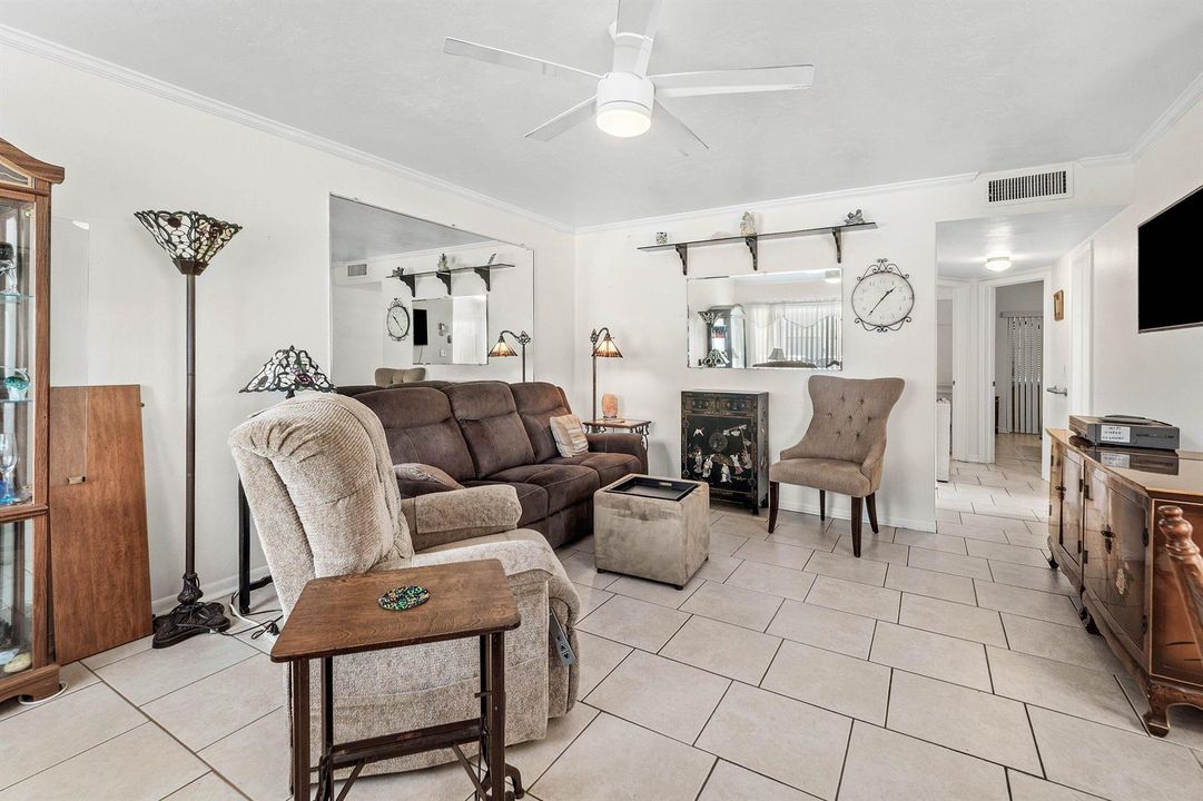 009-3120LakeOsborneDrive-106-LakeWorthBe