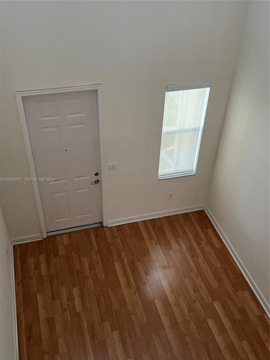В аренду: $4,000 (3 спален, 3 ванн, 2008 Квадратных фут)
