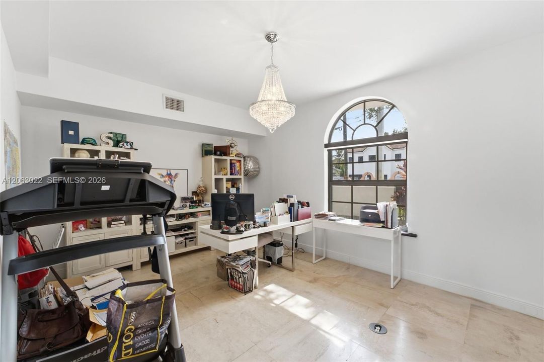 For Sale: $2,150,000 (4 beds, 4 baths, 4567 Square Feet)