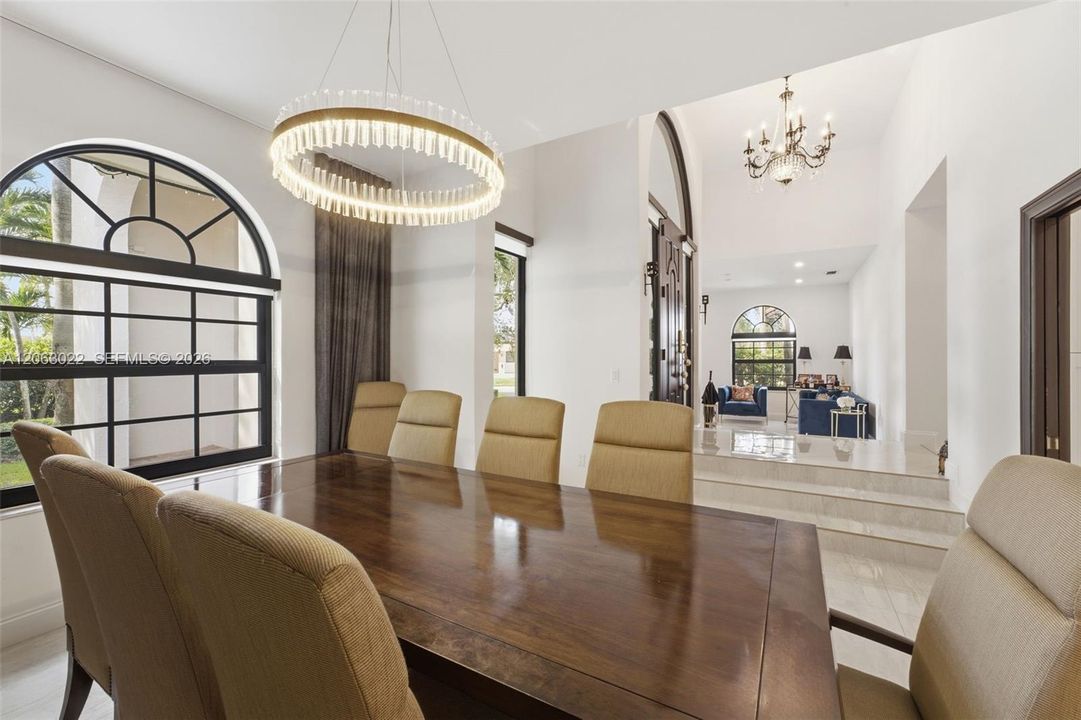 For Sale: $2,150,000 (4 beds, 4 baths, 4567 Square Feet)