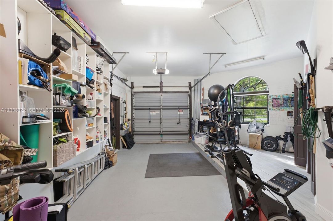 For Sale: $2,150,000 (4 beds, 4 baths, 4567 Square Feet)