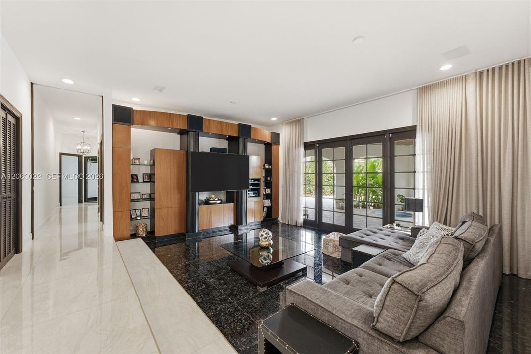 For Sale: $2,150,000 (4 beds, 4 baths, 4567 Square Feet)