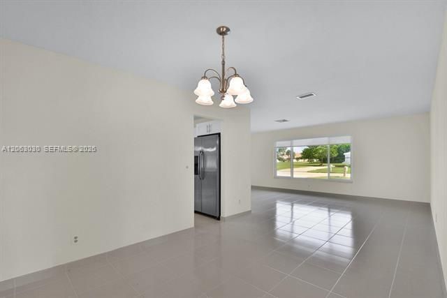 En Renta: $4,750 (3 camas, 2 baños, 1921 Pies cuadrados)