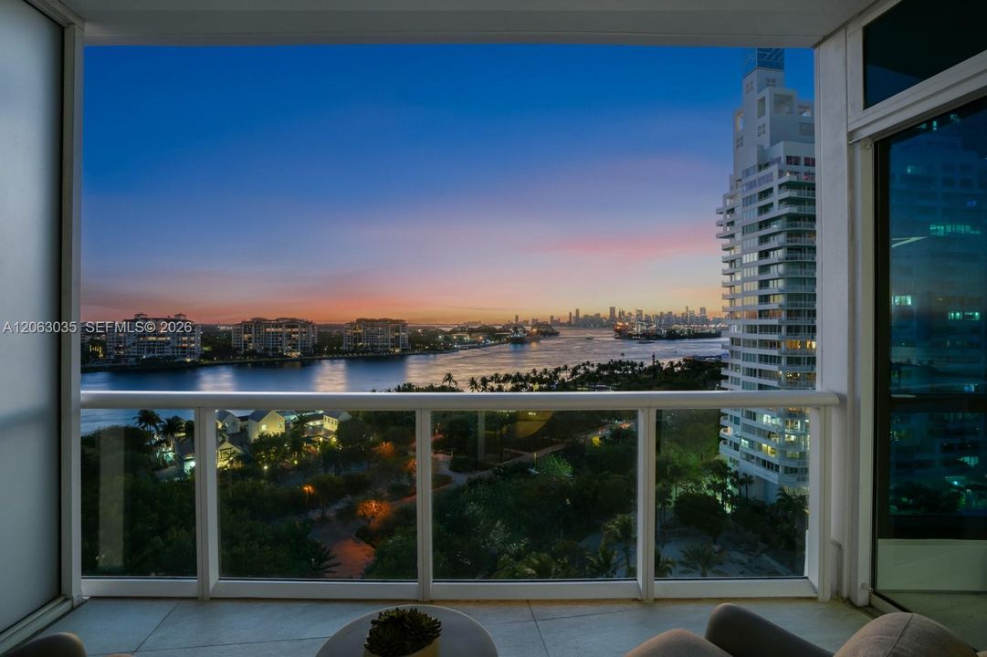 For Sale: $12,000,000 (4 beds, 4 baths, 2792 Square Feet)