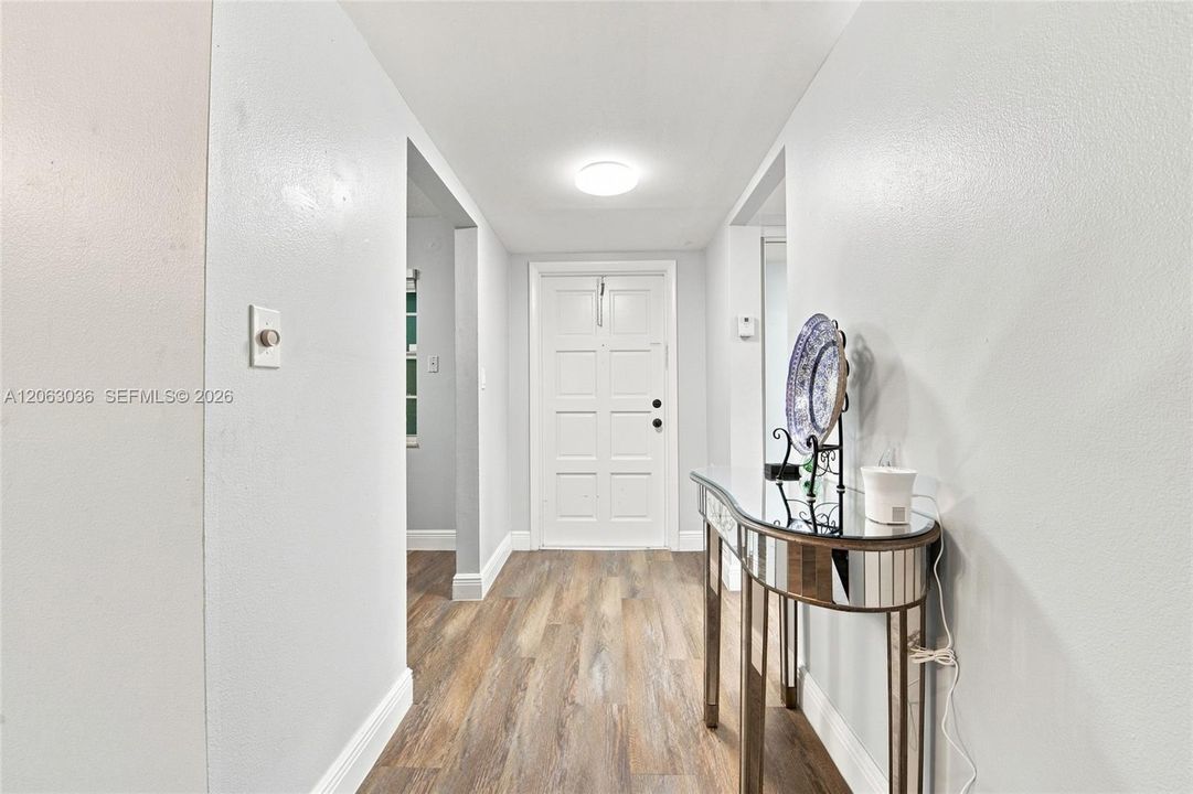 For Sale: $150,000 (2 beds, 2 baths, 1088 Square Feet)