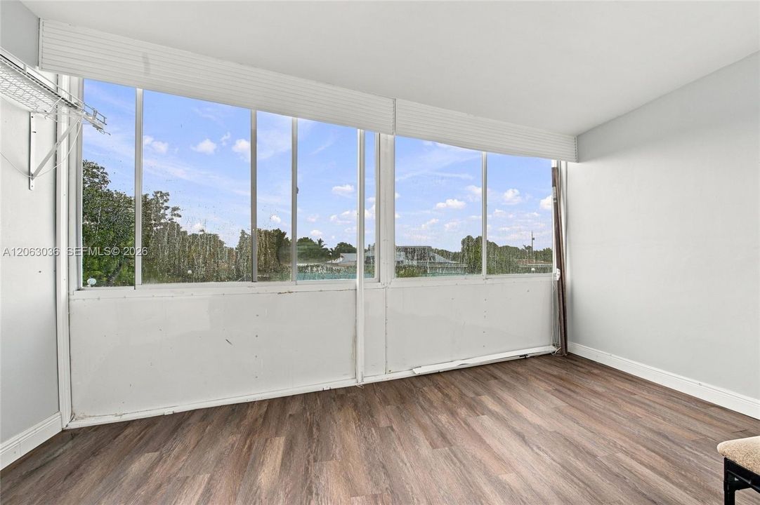For Sale: $150,000 (2 beds, 2 baths, 1088 Square Feet)