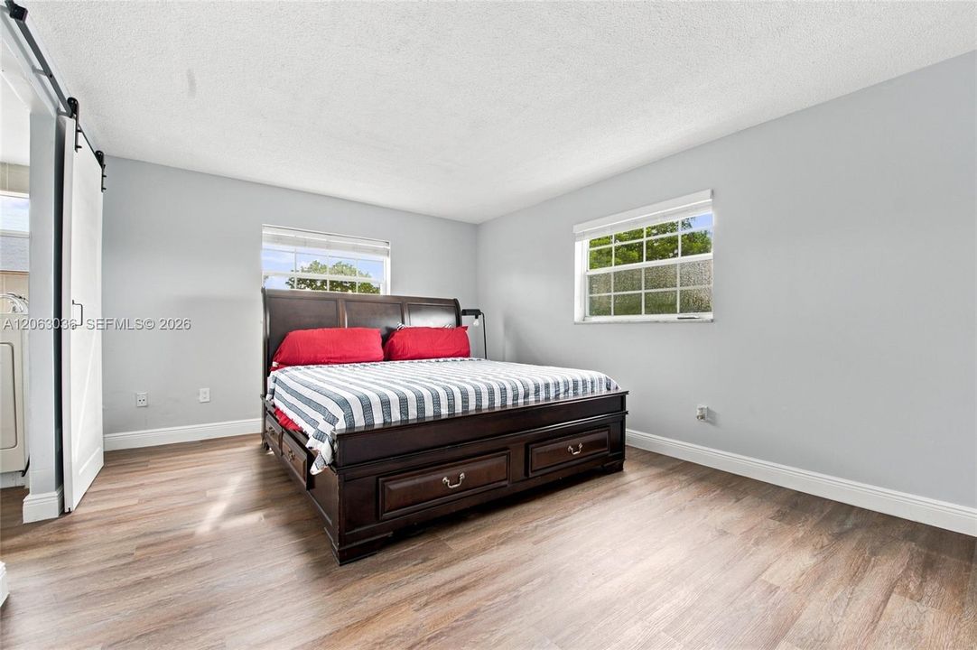 For Sale: $150,000 (2 beds, 2 baths, 1088 Square Feet)