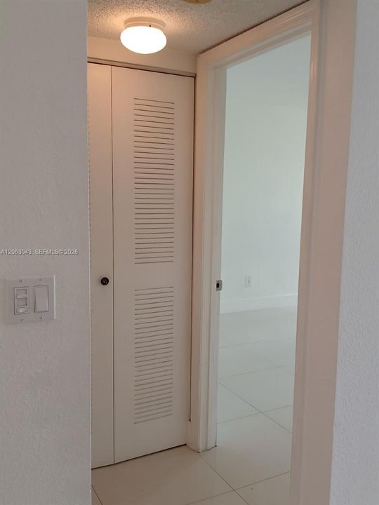 Activo con contrato: $1,980 (1 camas, 1 baños, 743 Pies cuadrados)