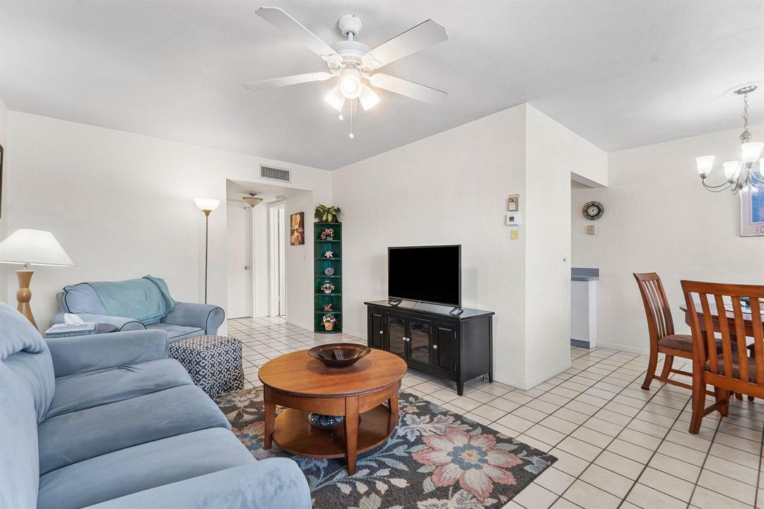 004-3160LakeOsborneDrive-206-LakeWorthBe
