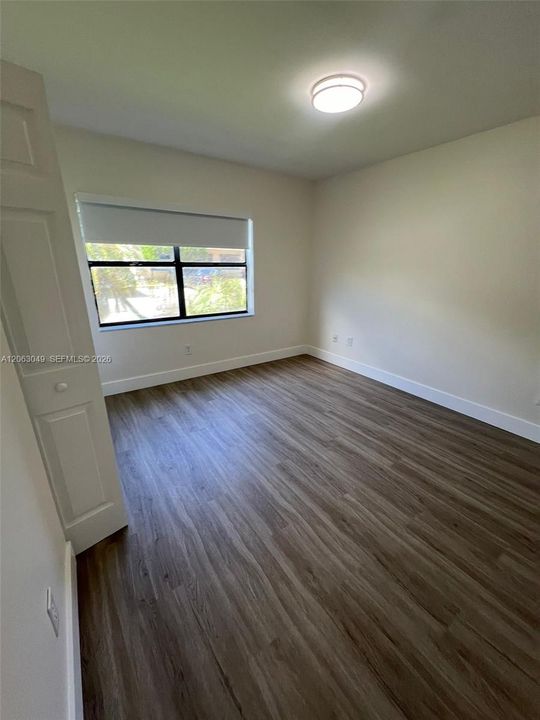 For Rent: $2,450 (2 beds, 2 baths, 750 Square Feet)