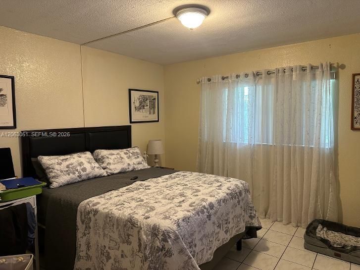 For Sale: $292,900 (2 beds, 2 baths, 1206 Square Feet)