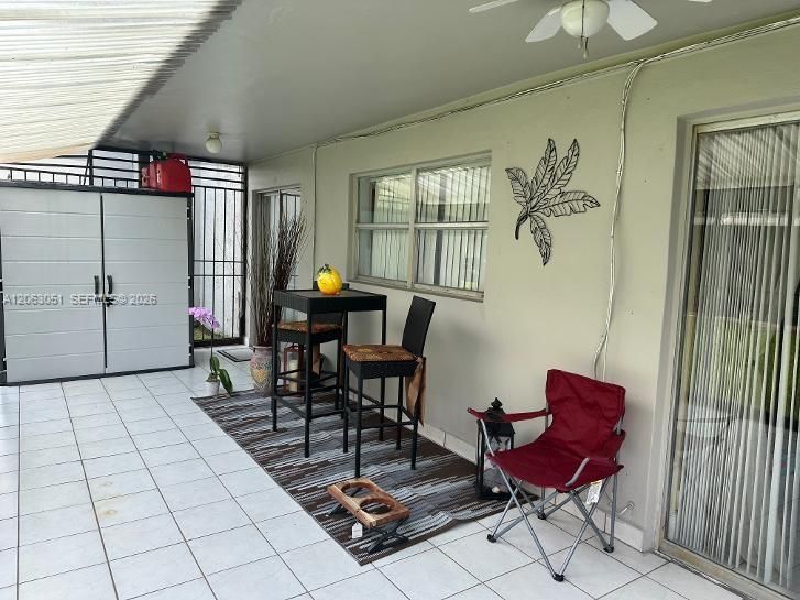 For Sale: $292,900 (2 beds, 2 baths, 1206 Square Feet)