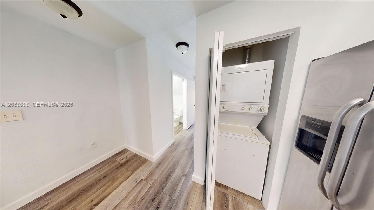 В аренду: $2,600 (3 спален, 2 ванн, 1182 Квадратных фут)