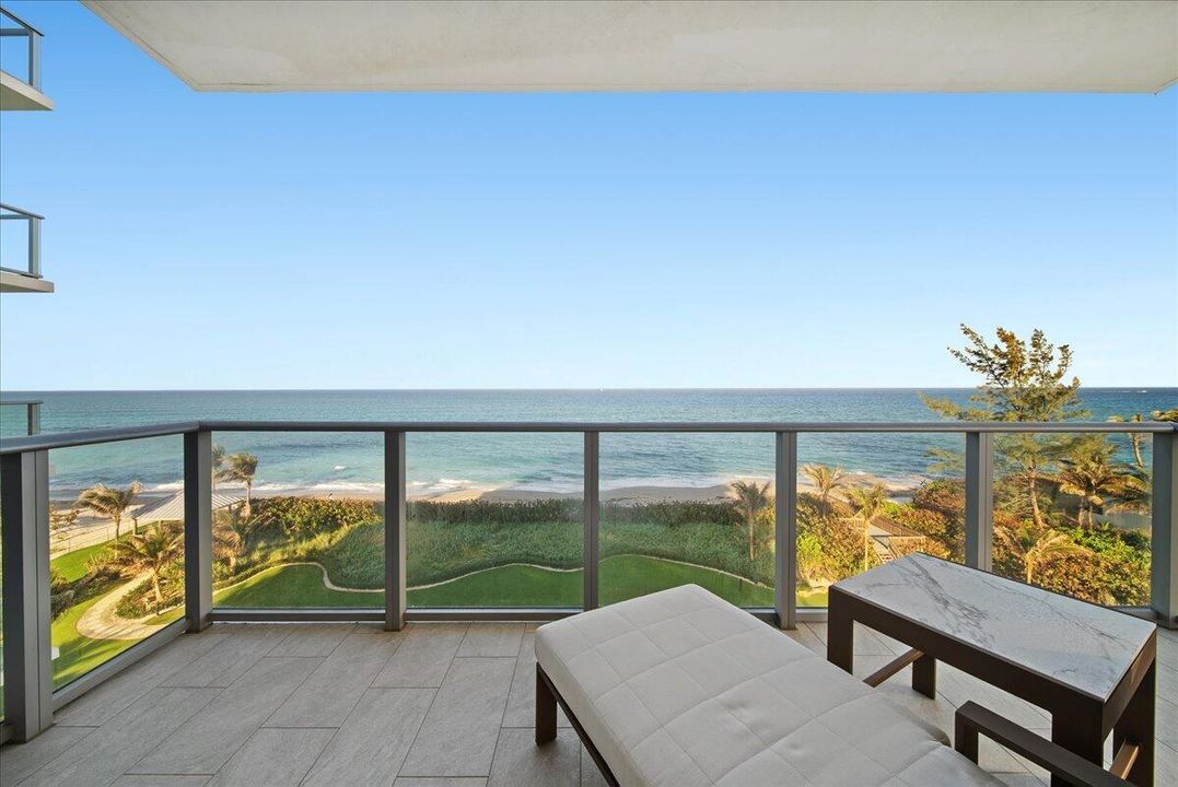 16-ECL00805