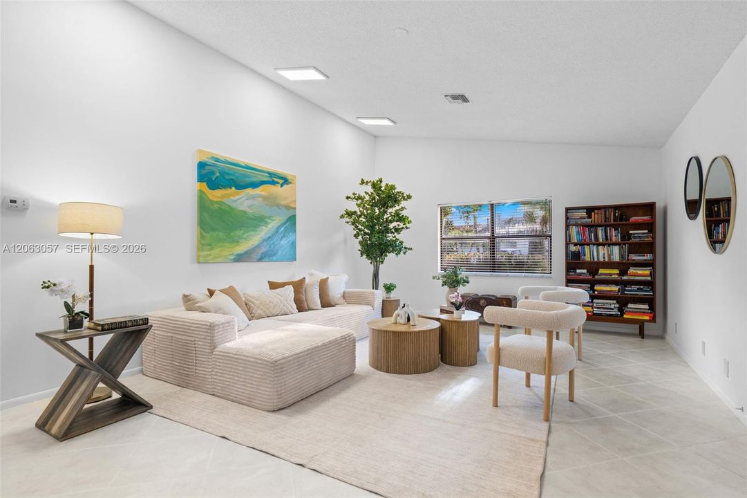 En Venta: $749,500 (4 camas, 2 baños, 2351 Pies cuadrados)