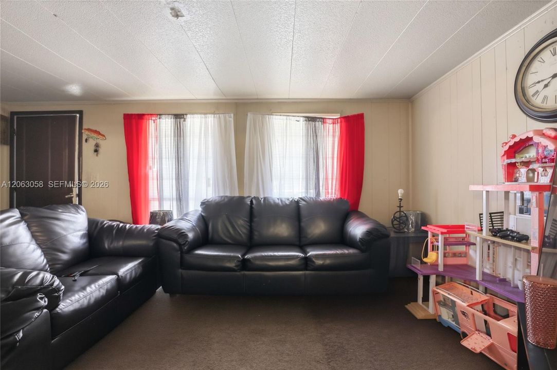 En Venta: $145,000 (3 camas, 2 baños, 0 Pies cuadrados)
