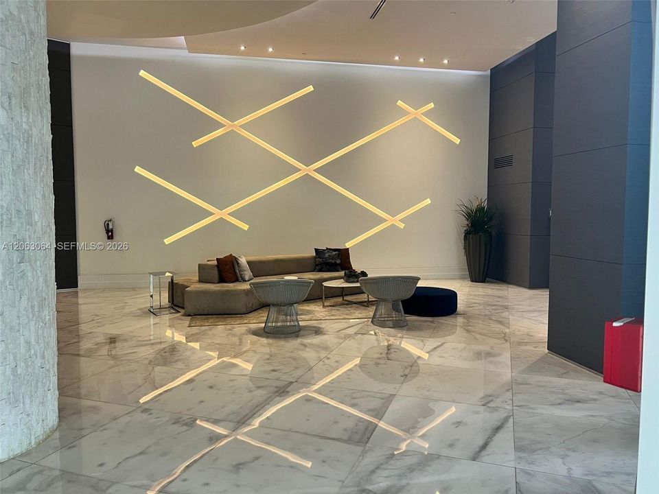 En Venta: $317,000 (1 camas, 2 baños, 990 Pies cuadrados)
