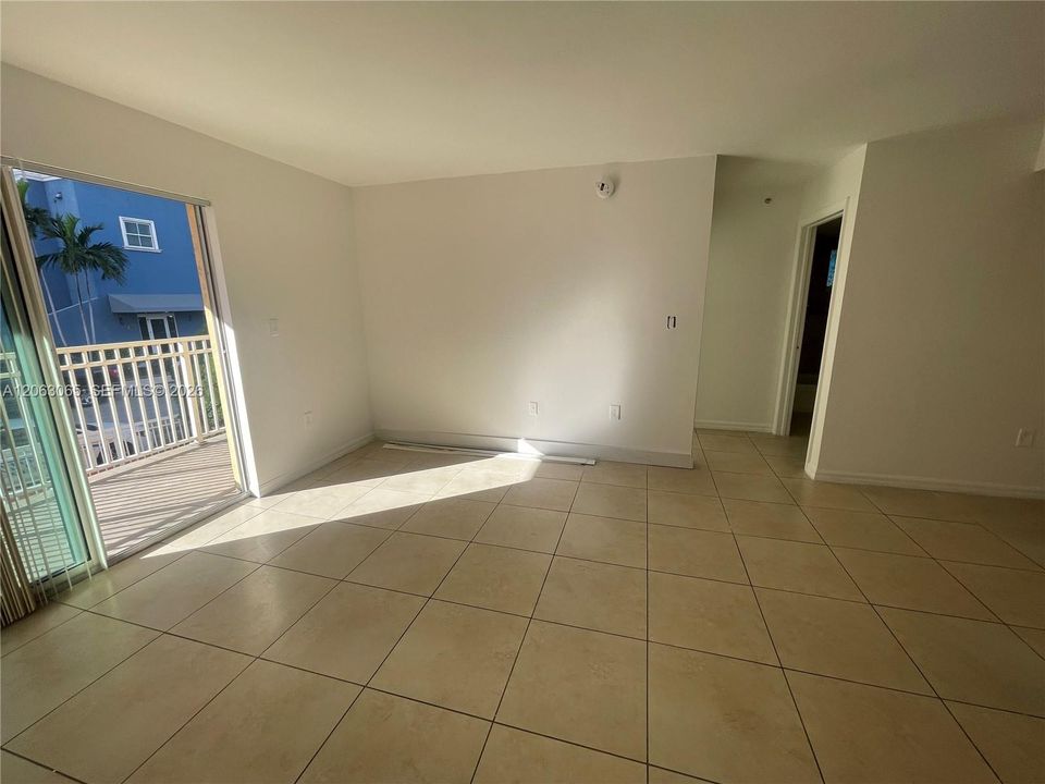 В аренду: $2,400 (2 спален, 2 ванн, 43895 Квадратных фут)