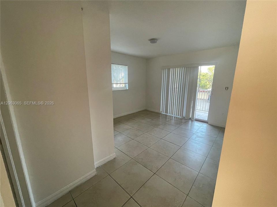 В аренду: $2,400 (2 спален, 2 ванн, 43895 Квадратных фут)