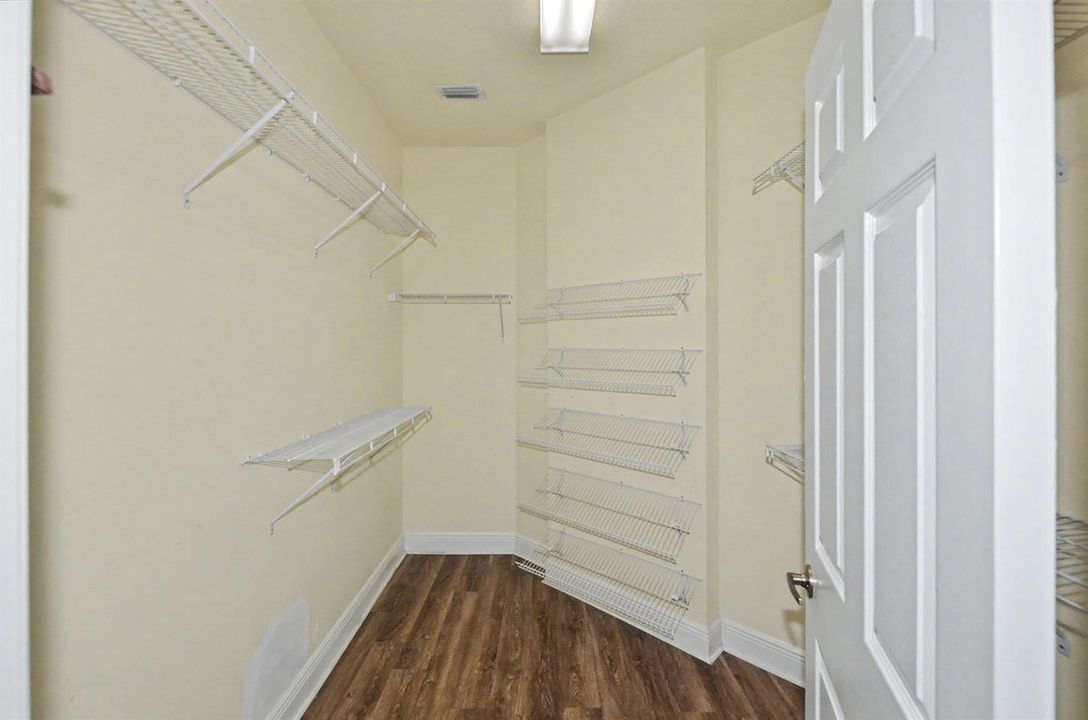 MainBrCloset