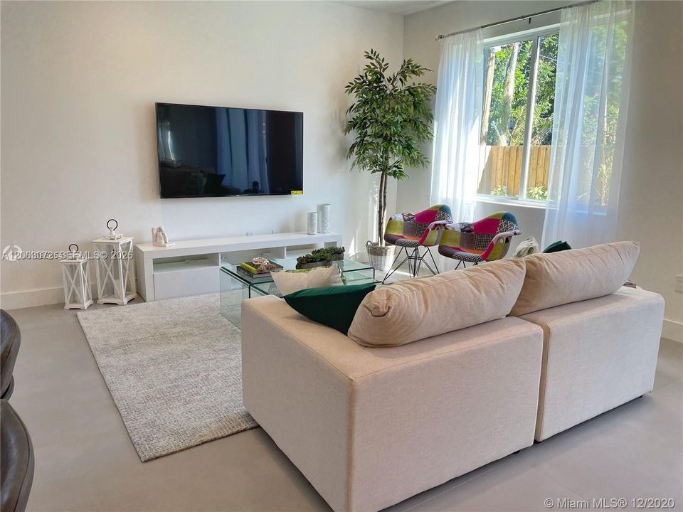 В аренду: $4,750 (3 спален, 2 ванн, 2068 Квадратных фут)