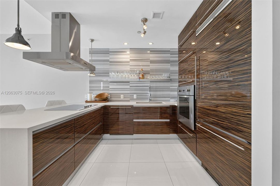 For Rent: $6,600 (2 beds, 2 baths, 0 Square Feet)