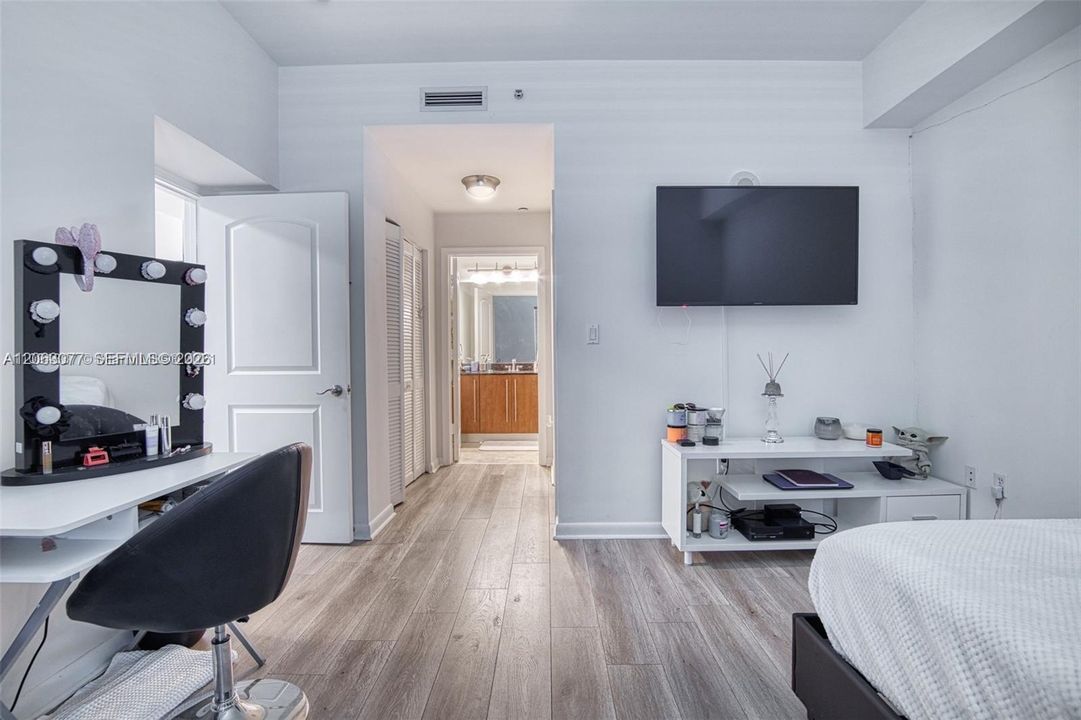 В аренду: $3,200 (2 спален, 2 ванн, 1183 Квадратных фут)