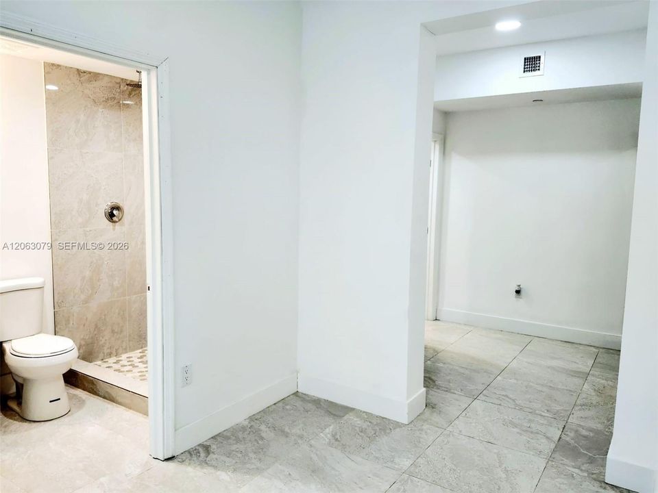 В аренду: $2,595 (2 спален, 3 ванн, 0 Квадратных фут)