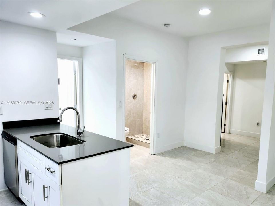 В аренду: $2,595 (2 спален, 3 ванн, 0 Квадратных фут)