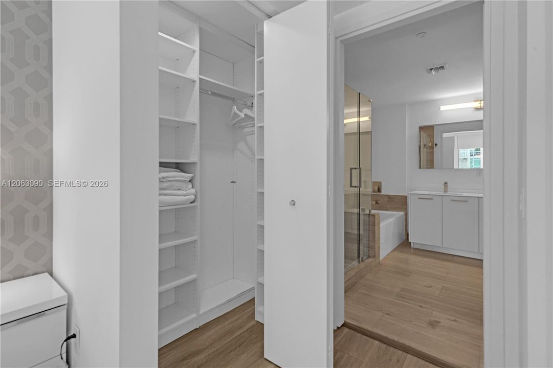 His and hers Closets