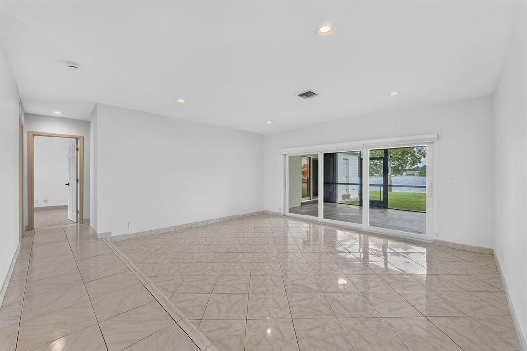 10-web-or-mls-DSC01836